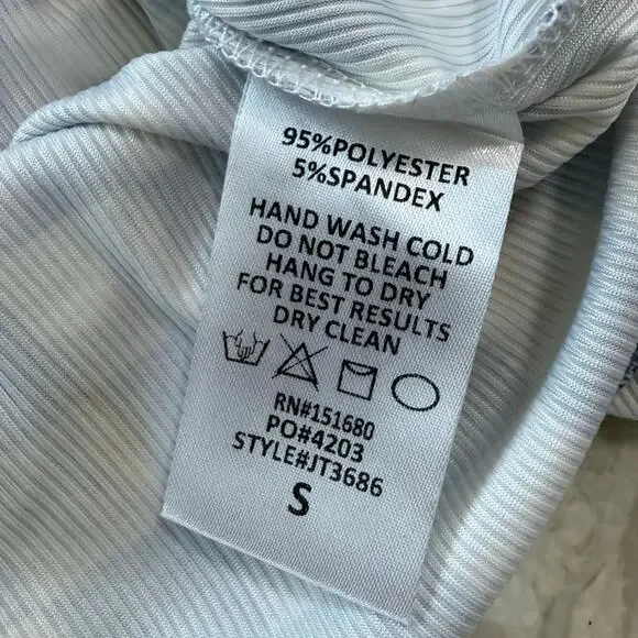 Storia Checkered Silky Long Sleeve Mock Neck Cinched Cropped Top Size Small NWOT - Picture 6 of 8